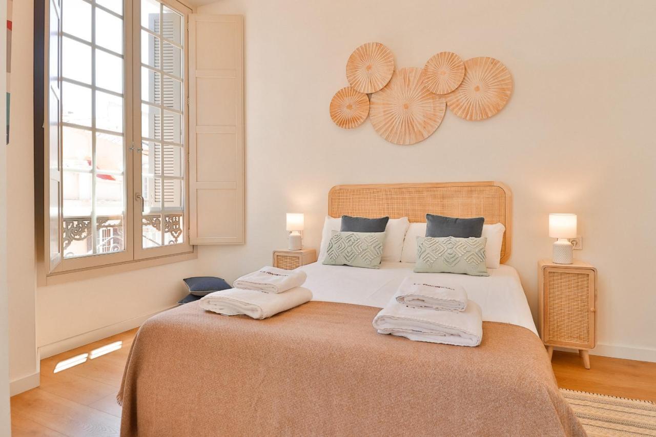 C74 - Marvelous 3 Bedroom In Historical Malaga